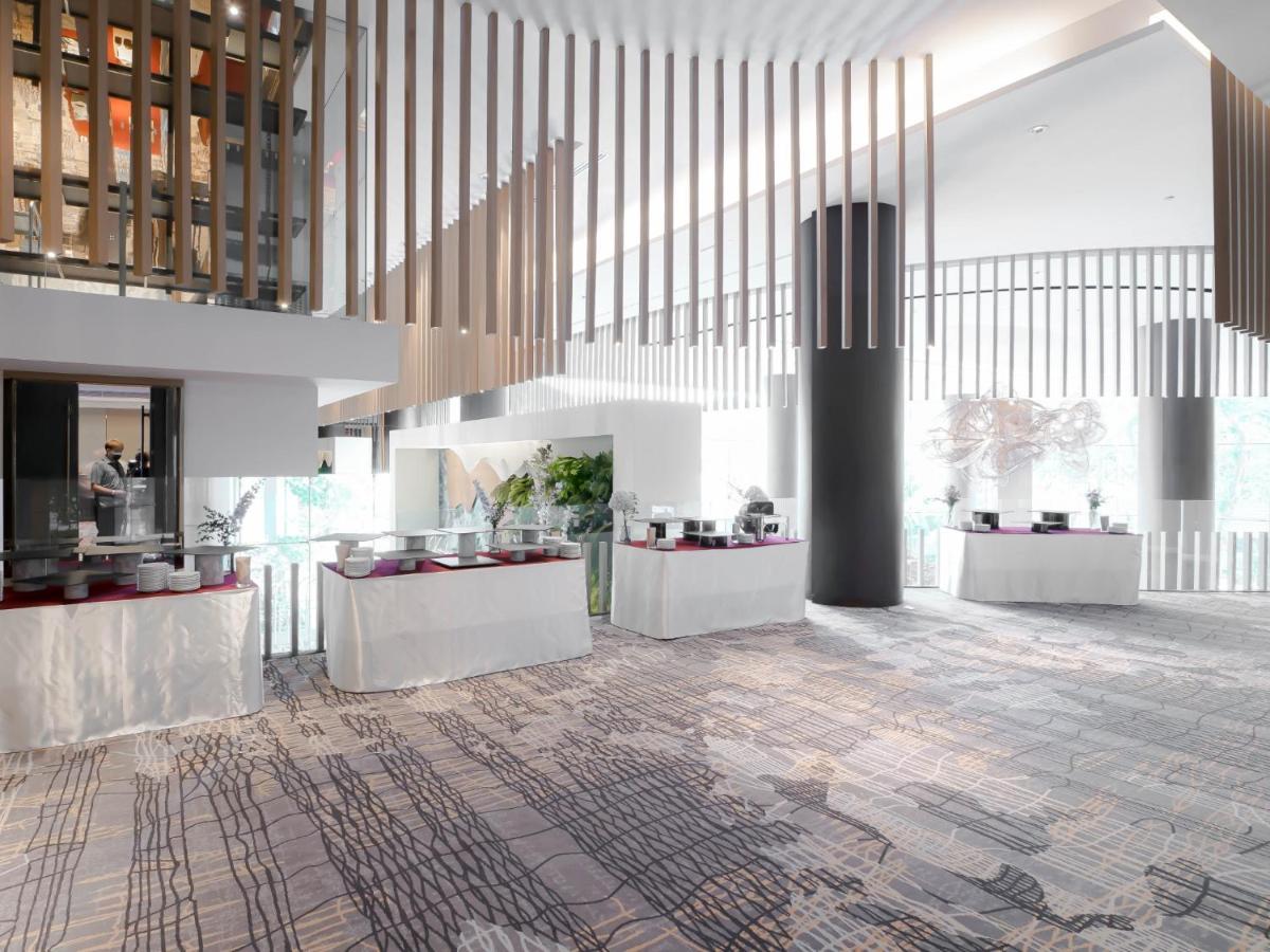 Chatrium Grand Bangkok Exterior foto The lobby of the hotel